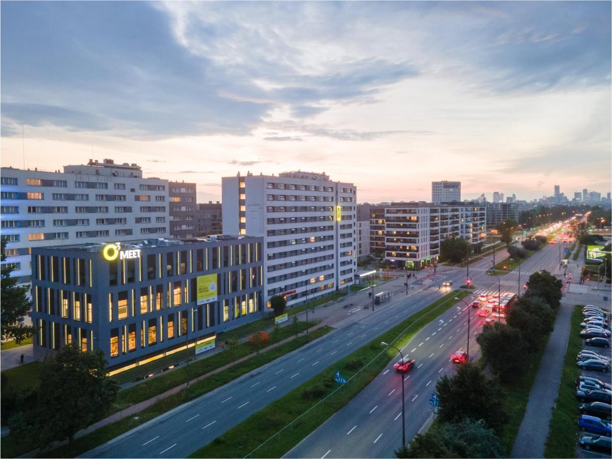 O3Hotel Warsawa Bagian luar foto